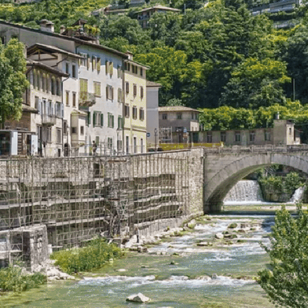 asiento-muro-via-transito