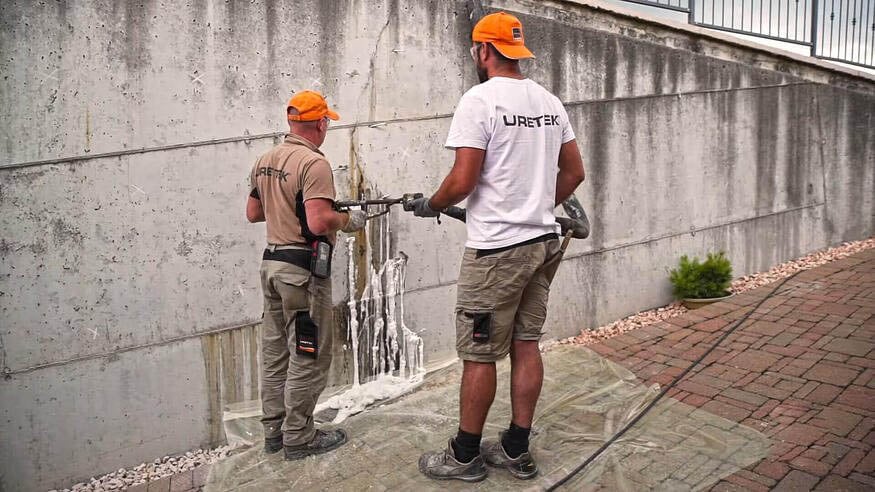 water-barrier-injecoes-resina-uretek
