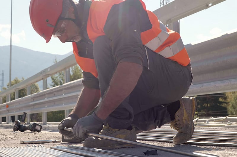 preparazione-cannule-multipoint-per-iniezione-resine-espandenti