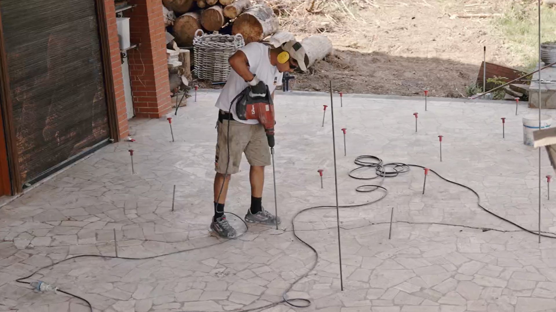 inserimento cannule iniezione uretek