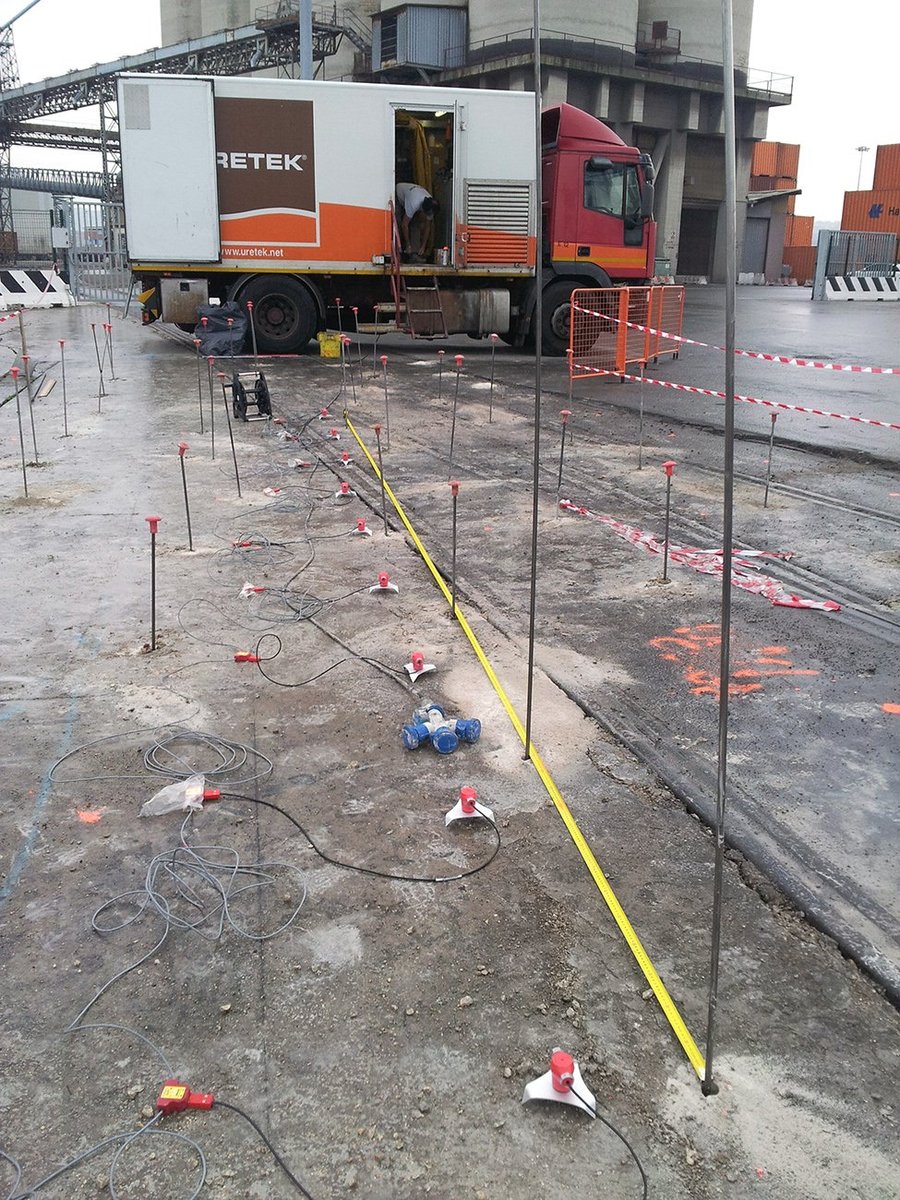 consolidamento e sollevamento pavimenti soggetti a cedimento e avvallamenti