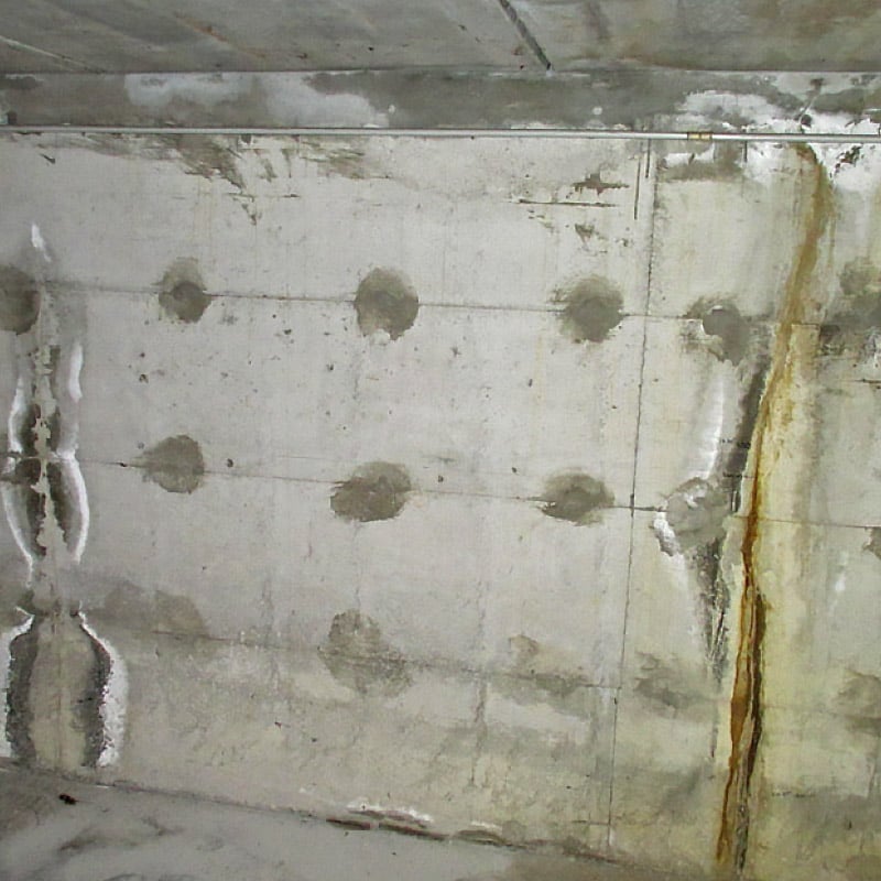 arresto infiltrazioni acqua parete controterra edificio residenziale