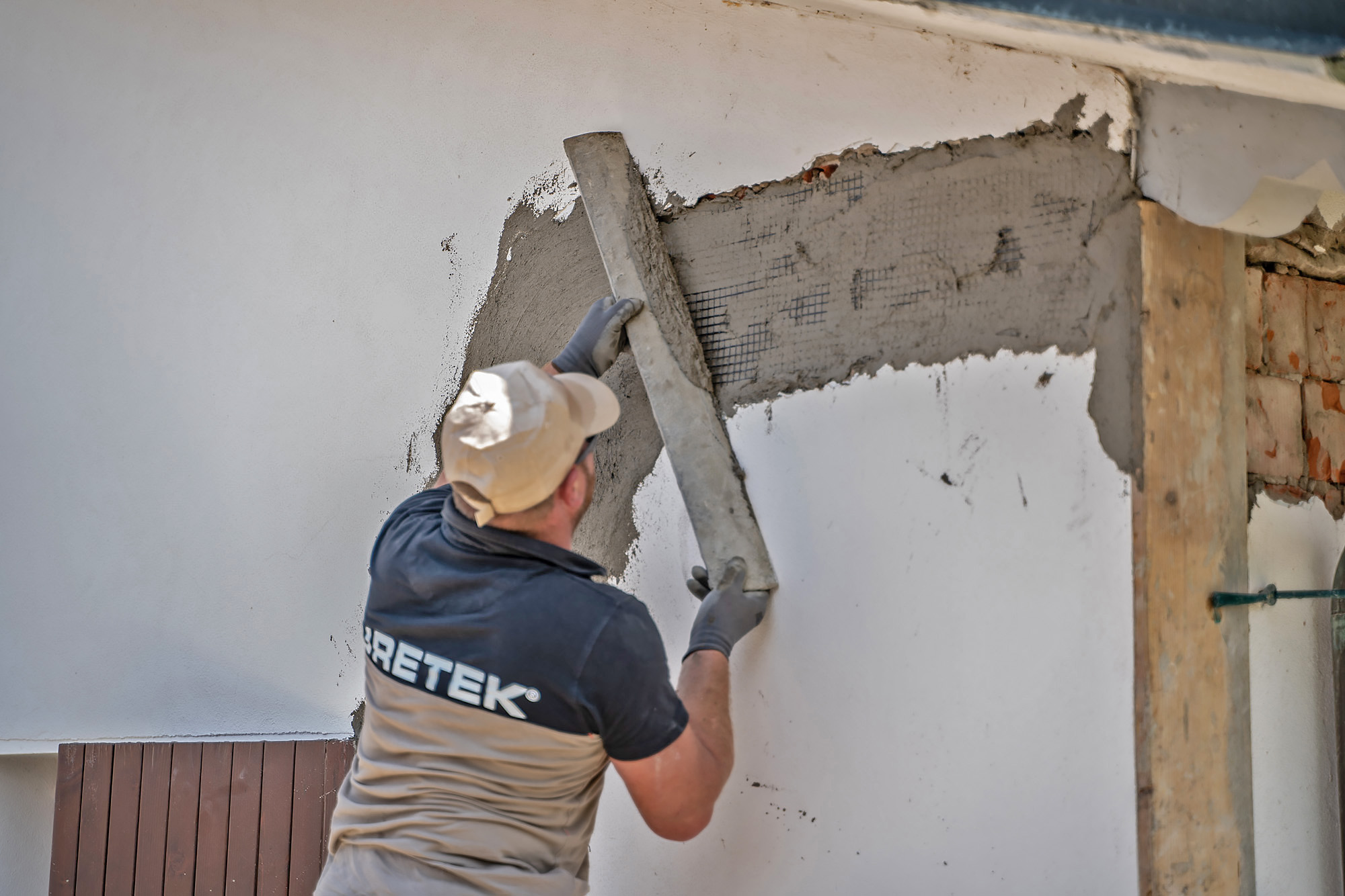 consolidamento terreno fondazioni e riparazione crepe nei muri