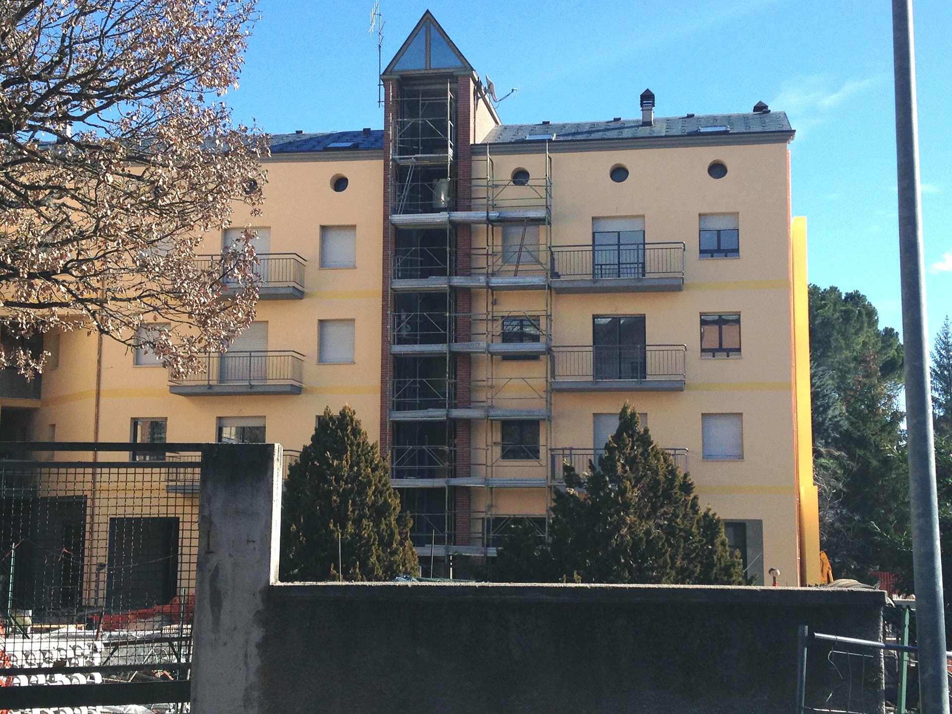 consolidamento terreno fondazione condominio residenziale