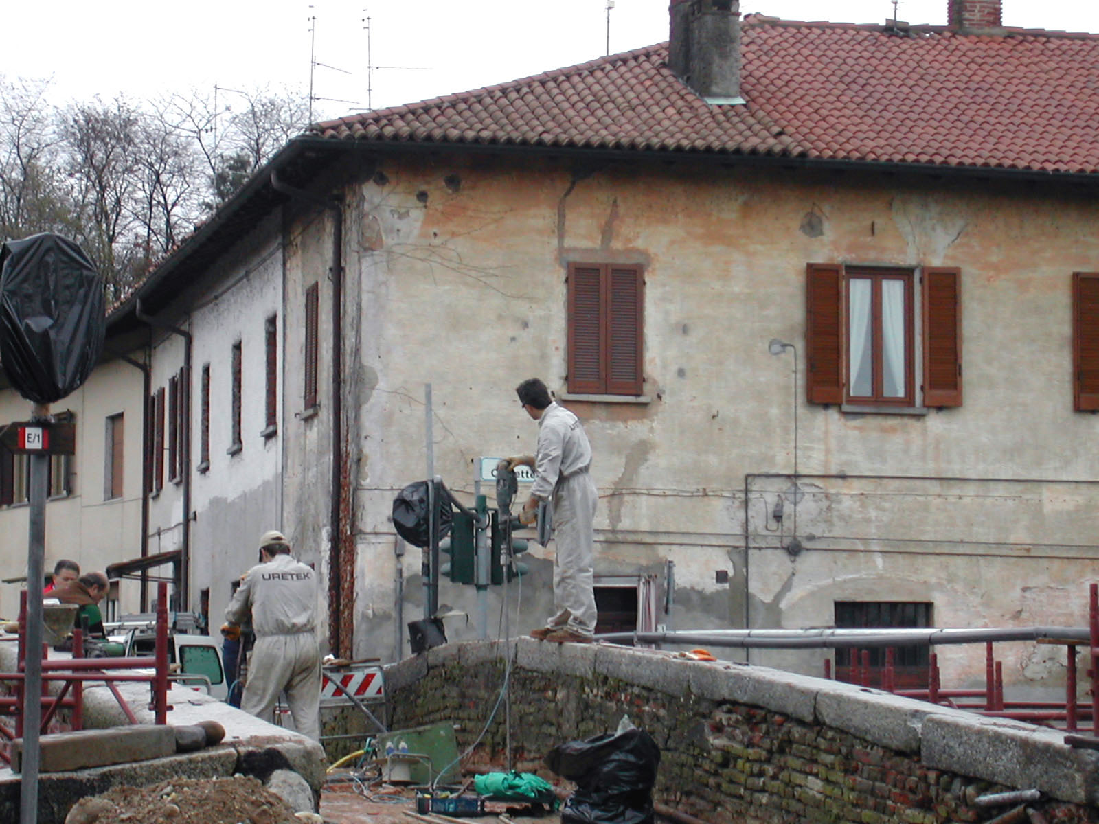 iniezioni resine espandenti consolidamento sistema murario ammalorato ponte