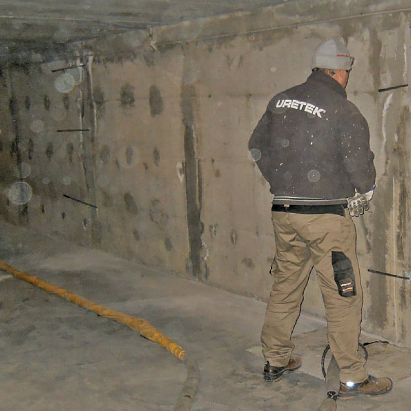 iniezione resine espandenti uretek arresto infiltrazioni muri controterra