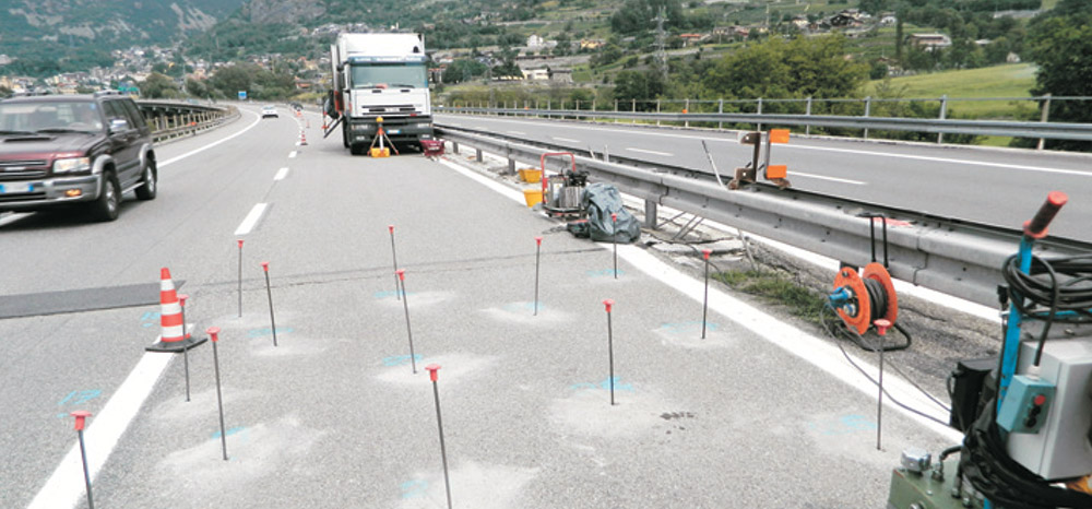 cedimento terreno di fondazione manto stradale